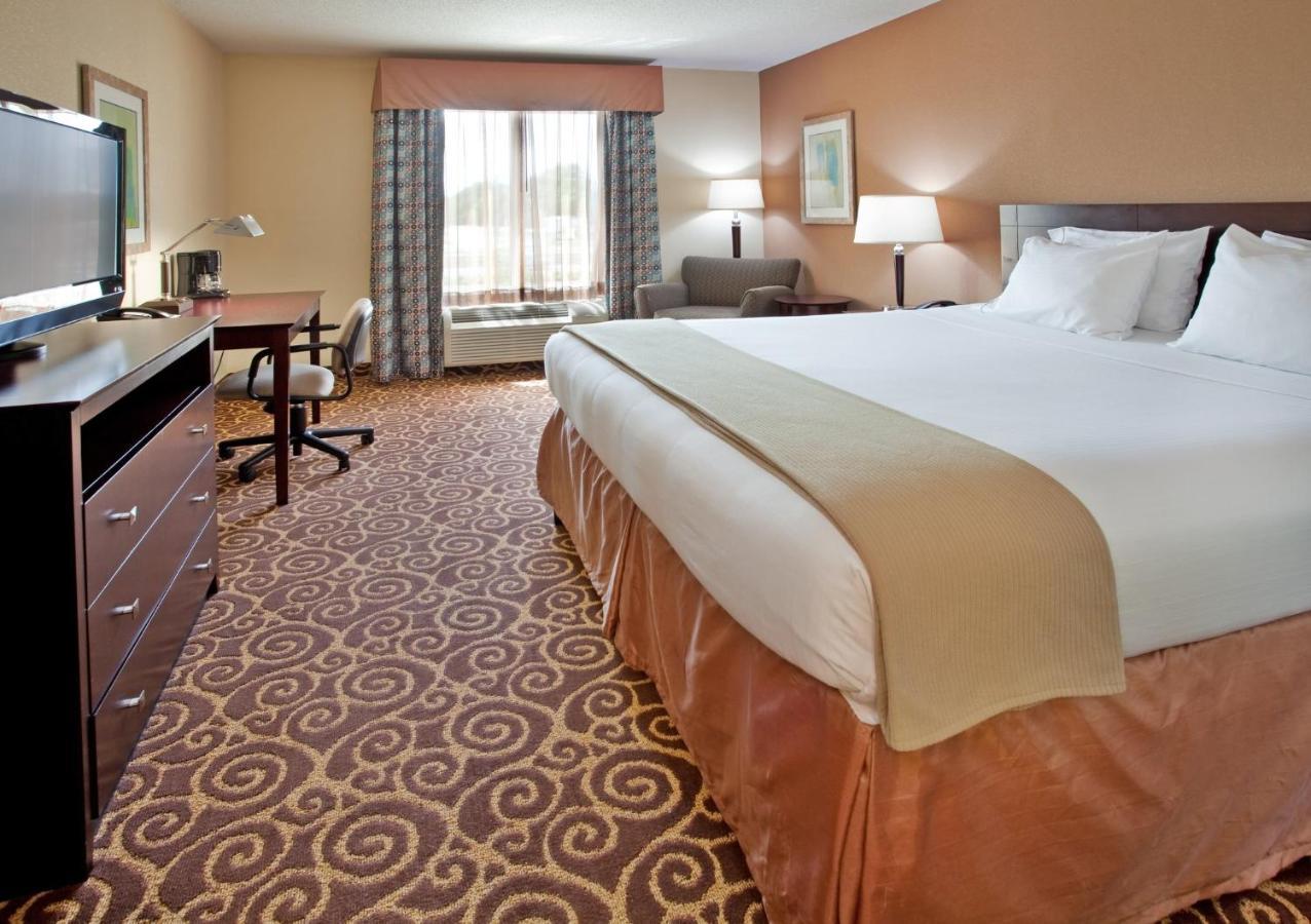 Holiday Inn Express Hotel & Suites Kansas City - Grandview, An Ihg Hotel Exterior photo